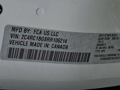 Used 2024 Chrysler Pacifica Touring-L FWD image 28