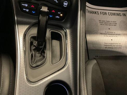 Used 2016 Dodge Challenger R/T Scat Pack w/ Leather Interior Group RWD image 27