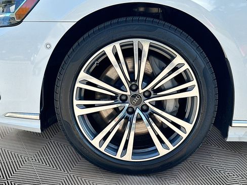 Used 2023 Audi A8 L 3.0T w/ Comfort Plus Package image 38