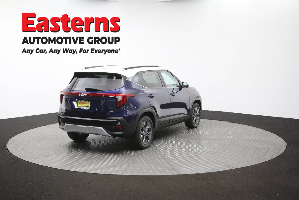Used 2024 Kia Seltos S AWD/4WD image 45