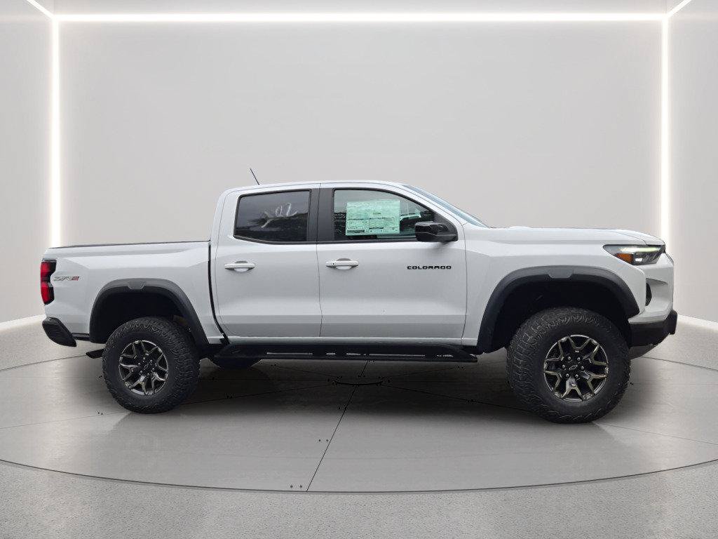 New 2026 Chevrolet Colorado ZR2 AWD/4WD image 4