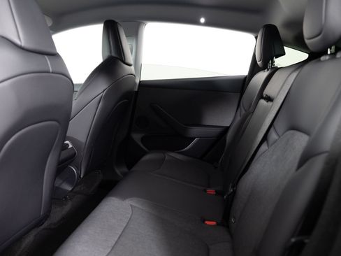 Used 2026 Tesla Model Y AWD image 18