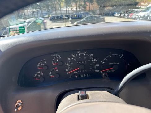 Used 2001 Ford F350 XL image 18