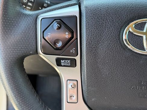 Used 2023 Toyota 4Runner SR5 AWD/4WD image 15