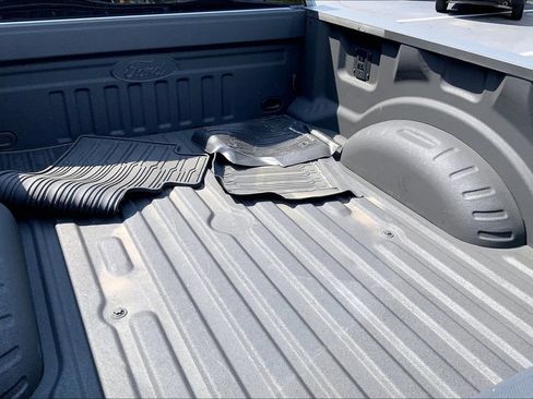 Used 2024 Ford F250 Lariat w/ Lariat Ultimate Package AWD/4WD image 6