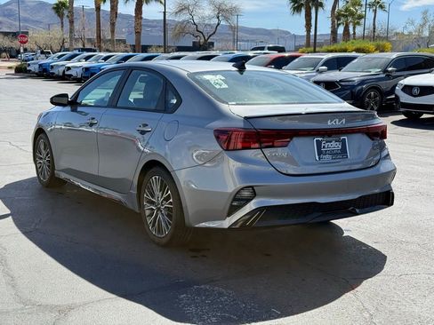 Used 2023 Kia Forte GT-Line image 3