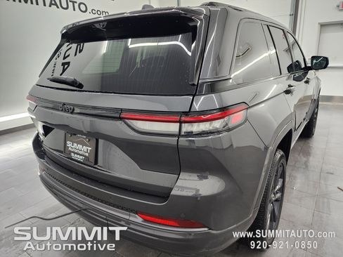 New 2026 Jeep Grand Cherokee Limited image 4