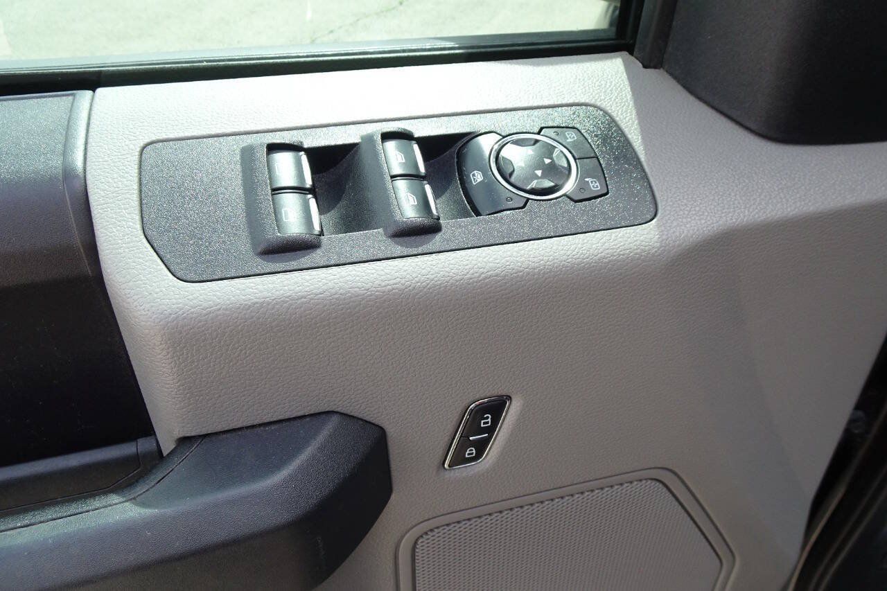 Used 2019 Ford F150 XL w/ Equipment Group 101A Mid AWD/4WD image 13