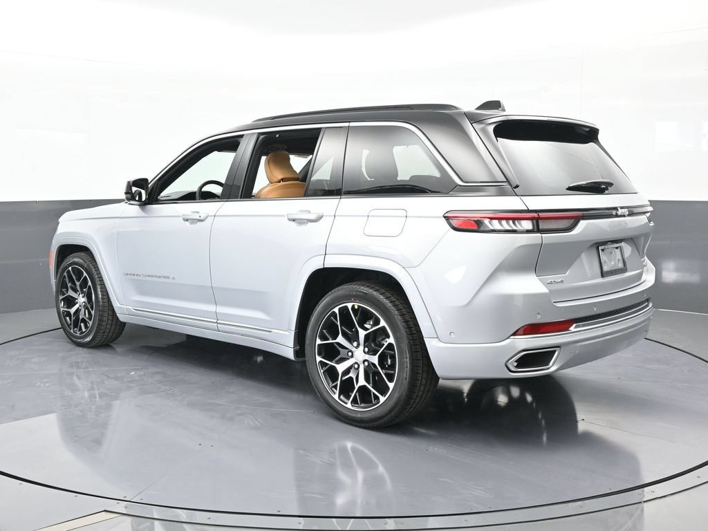 New 2025 Jeep Grand Cherokee Summit AWD/4WD image 8