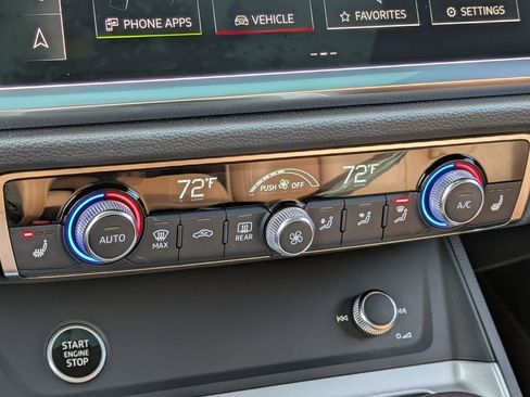 Used 2024 Audi Q3 2.0T Premium Plus image 21