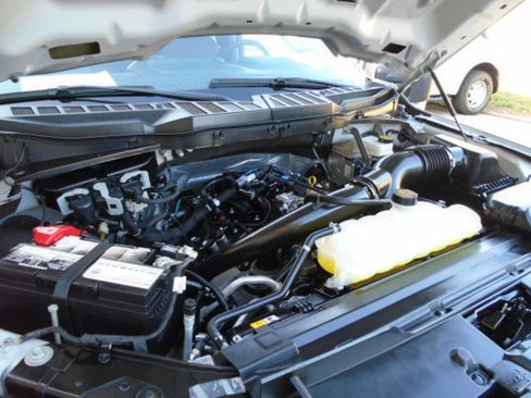 Used 2025 Ford F150 XLT w/ Equipment Group 301A Standard image 25