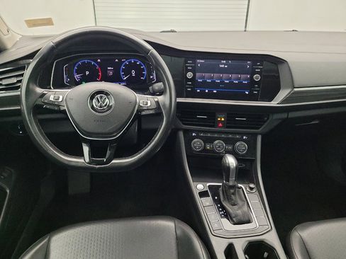 Used 2019 Volkswagen Jetta SEL FWD image 22