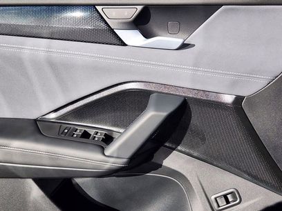 New 2026 Volkswagen Tiguan SE