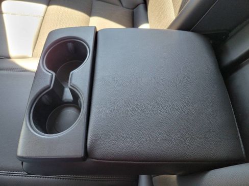 Used 2017 Chevrolet Impala LT image 26