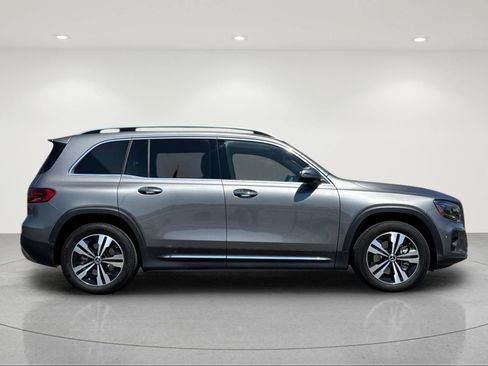 Certified 2026 Mercedes-Benz GLB 250 4MATIC image 6