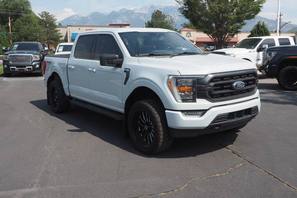 Used 2022 Ford F150 XLT w/ Equipment Group 302A High AWD/4WD image 3