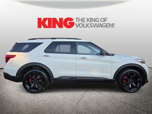 Used 2022 Ford Explorer ST w/ Equipment Group 401A AWD/4WD image 2