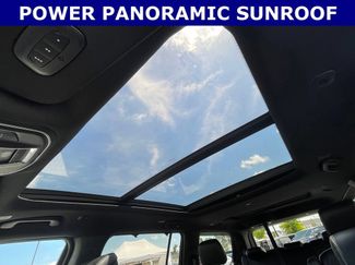 Used 2022 Jeep Wagoneer Series III w/ Premium Group I RWD video 2