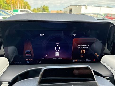 Certified 2025 Lincoln Aviator Reserve w/ Equipment Group 201A AWD/4WD image 25