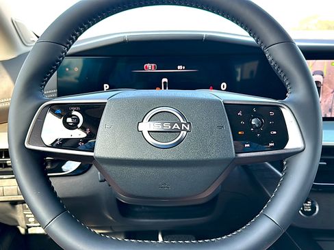 New 2026 Nissan Murano Platinum w/ Cargo Package AWD/4WD image 16