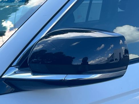 Used 2022 Jeep Grand Cherokee Limited image 12