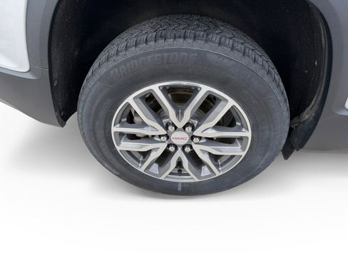 Used 2018 GMC Acadia SLE w/ Driver Alert Package I image 17