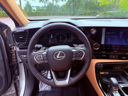 Certified 2024 Lexus NX 250 FWD image 20