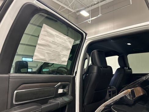 New 2025 RAM 2500 Laramie image 30