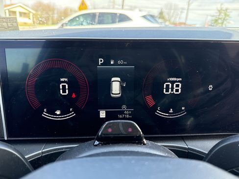 Used 2025 Hyundai Santa Fe XRT image 20