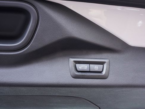 Used 2026 BMW X7 xDrive40i image 57