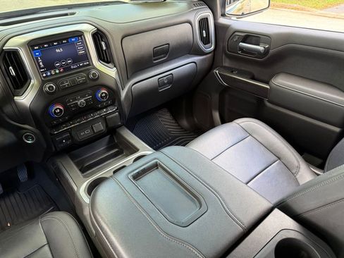 Used 2021 Chevrolet Silverado 1500 LTZ RWD image 11