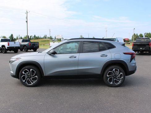 New 2026 Chevrolet Trax RS w/ Driver Confidence Package FWD image 6