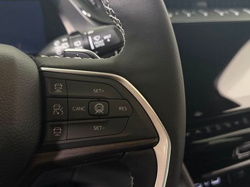 New 2026 Jeep Grand Cherokee L Limited AWD/4WD image 16