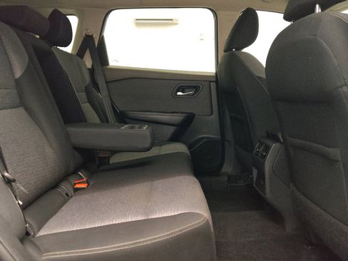 Used 2021 Nissan Rogue SV FWD image 19