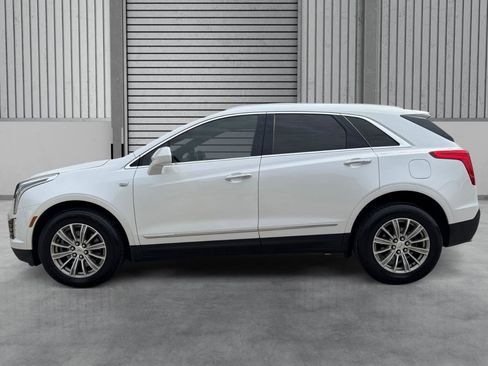 Used 2017 Cadillac XT5 Luxury w/ Driver Awareness Package AWD/4WD image 30