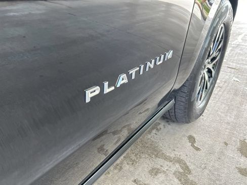 Used 2025 Ford Expedition Max Platinum AWD/4WD image 22