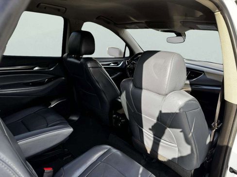 Used 2019 Buick Enclave Essence image 50