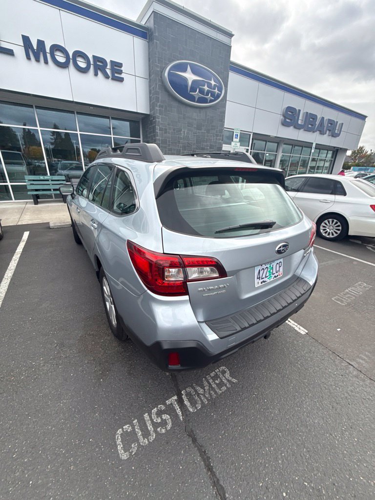 Used 2019 Subaru Outback 2.5i AWD/4WD image 5