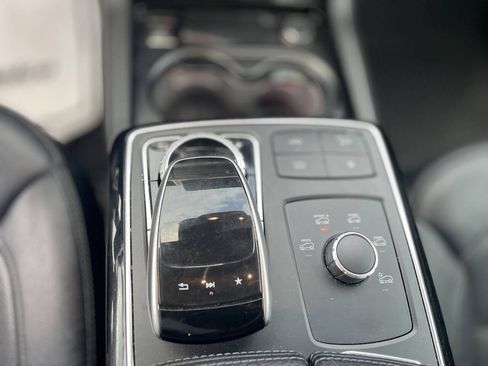 Used 2017 Mercedes-Benz GLE 43 AMG 4MATIC image 21