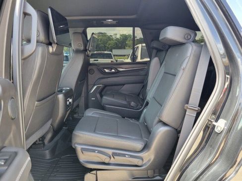 Used 2021 GMC Yukon Denali w/ Denali Ultimate Package AWD/4WD image 32