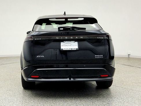 Used 2024 Nissan Ariya AWD image 6