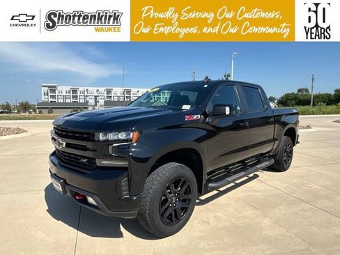 Used 2022 Chevrolet Silverado 1500 LT Trail Boss w/ Safety Package AWD/4WD image 1