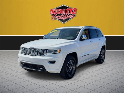 Used 2021 Jeep Grand Cherokee Overland AWD/4WD image 2