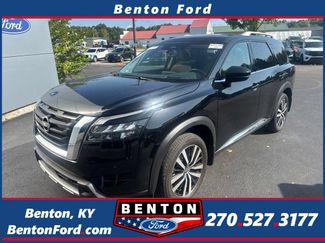 Used 2025 Nissan Pathfinder Platinum AWD/4WD video 1