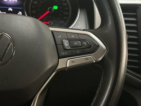 Used 2021 Volkswagen Atlas SE image 31