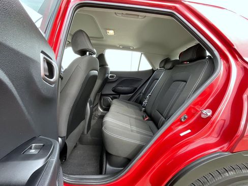 Certified 2023 Hyundai Venue SEL image 20