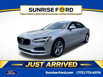 Used 2018 Volvo S90 T5 Momentum