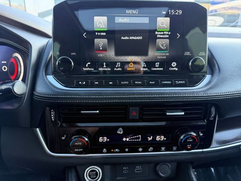 Used 2023 Nissan Rogue Platinum image 36