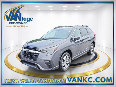 Certified 2025 Subaru Ascent Premium AWD/4WD image 1