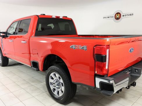 Used 2025 Ford F350 Lariat w/ Chrome Package image 4